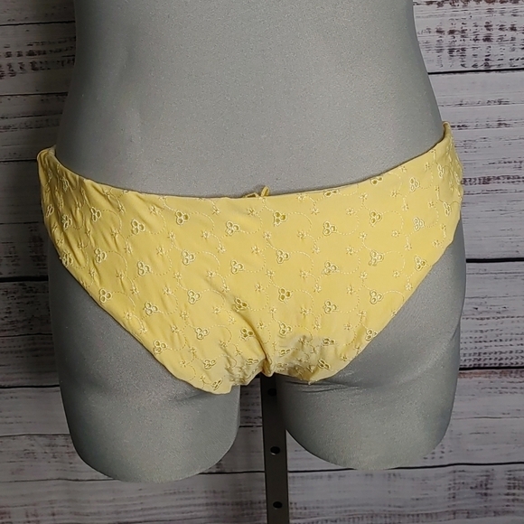 DIPPIN' Daisy's yellow eyelet bikini size M - Picture 8 of 15